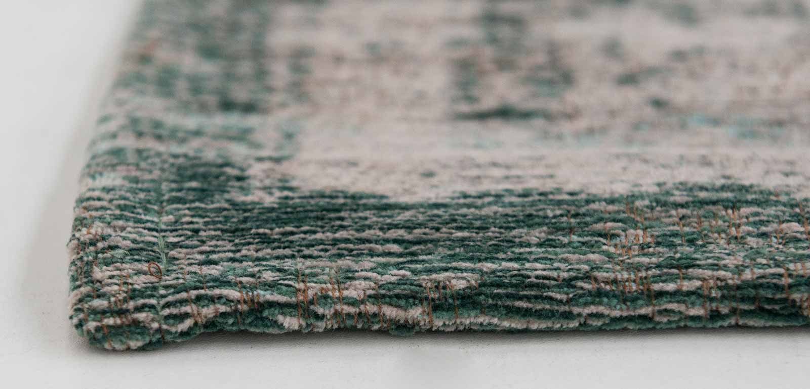 rugs Louis De Poortere LX8259 Fading World Medaillon Jade Oyster side