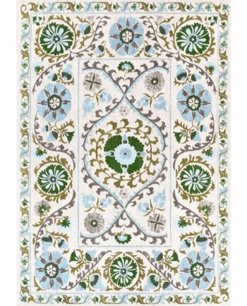 Louis De Poortere rug Antiquarian Suzani 9732 Slavia