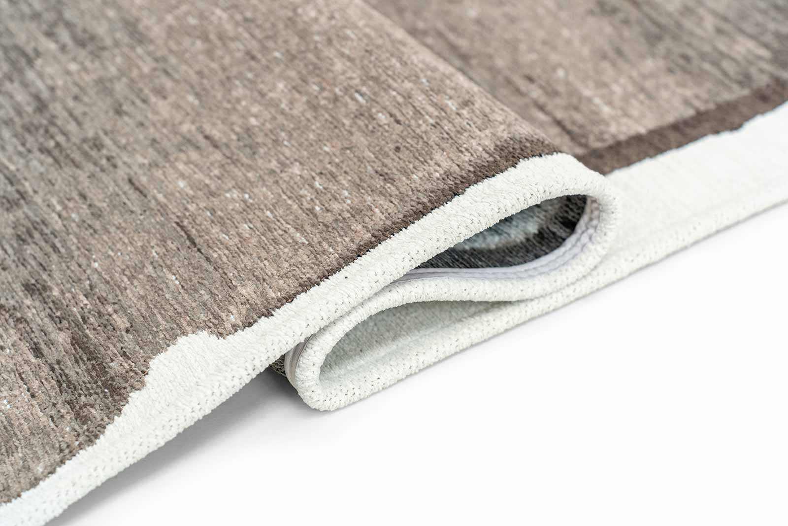 Louis De Poortere rug Craft 2081 Brush Mastic fold