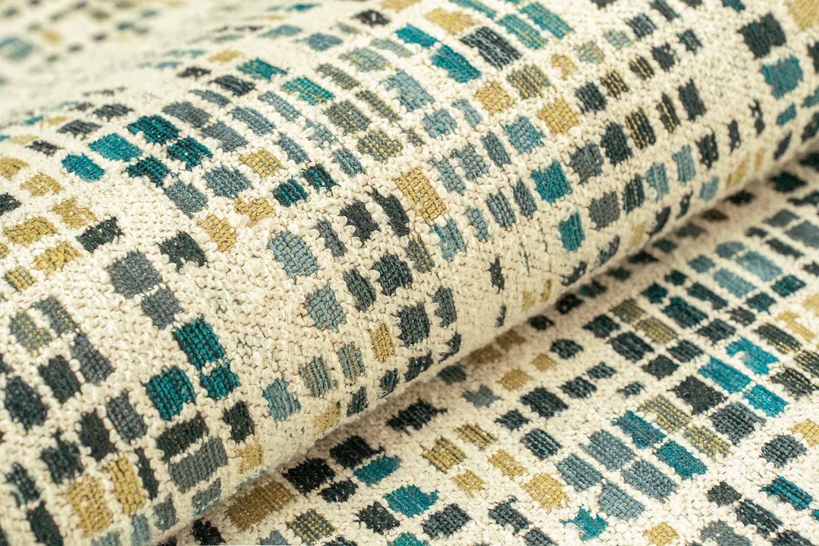 Louis De Poortere rug Gallery 2096 Cubik Midnight fold 2